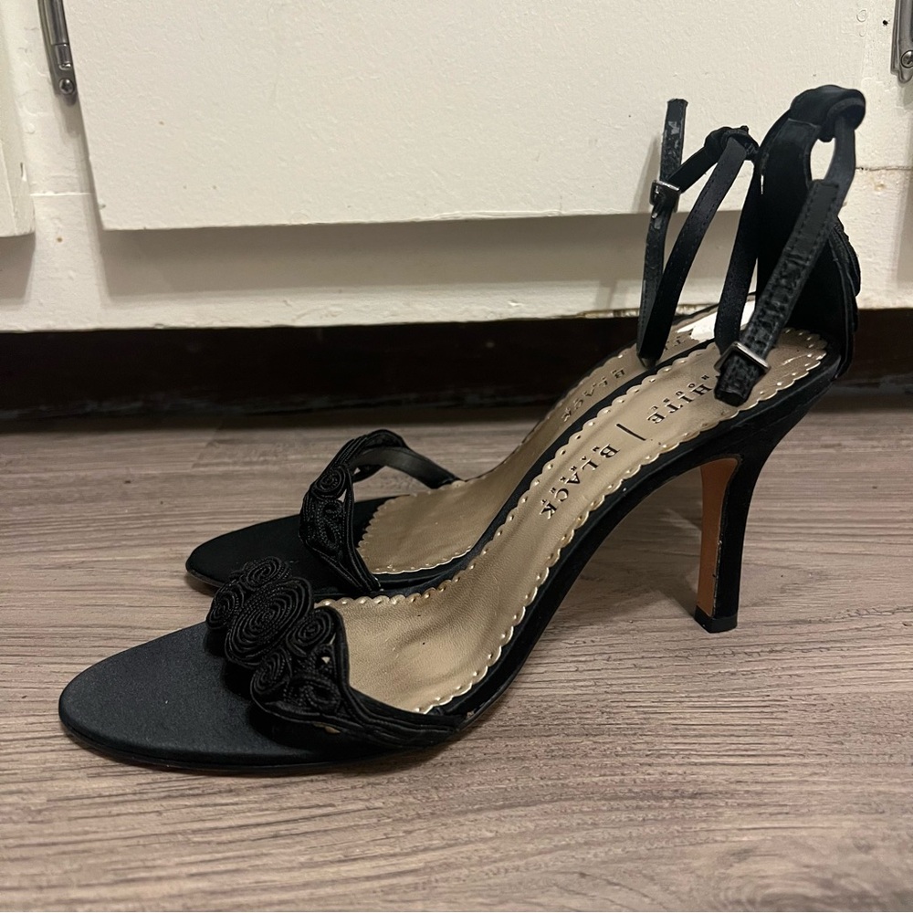 White House Black Market black ankle strap heels floral office siren SZ 8.5